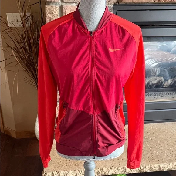 Nike Stadium Running Red Jacket Women sz S - Picture 3 of 10